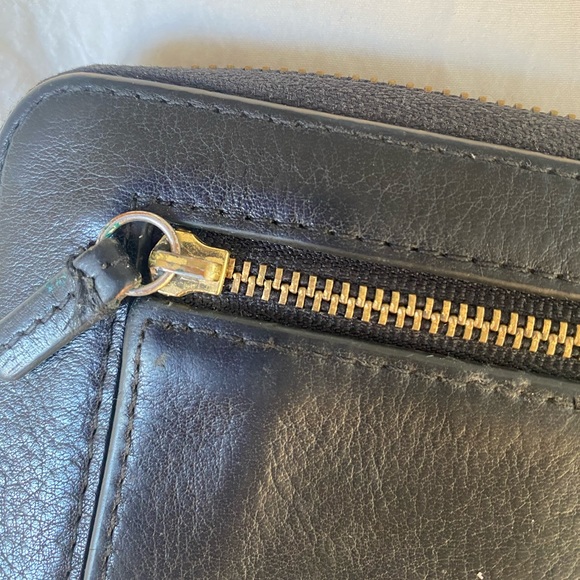 Fossil Leather Wallet 🗝️ - Picture 4 of 8